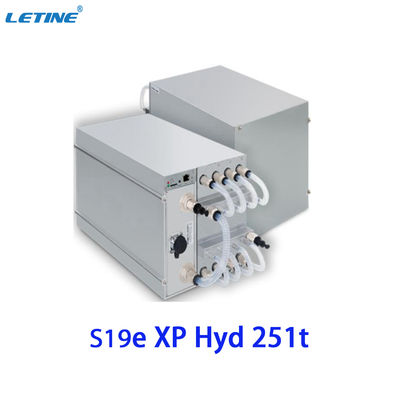 Bitmain Antminer S19 XP Hydro ASIC Miner 5522W BTC/BCH/BSV向けに